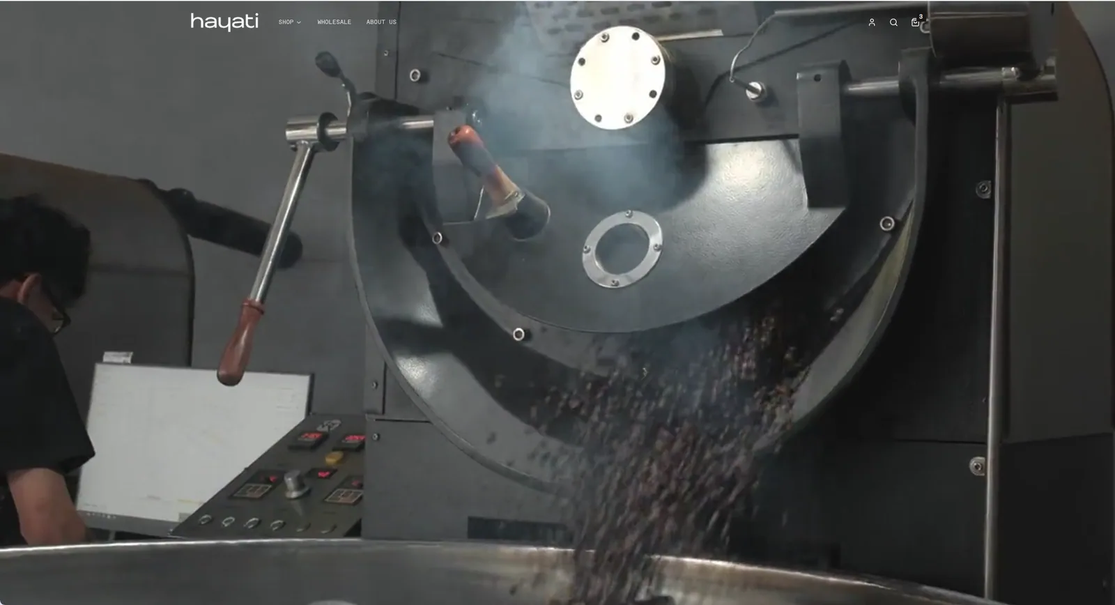 Homepage Hayati Coffee dengan proses roasting biji kopi